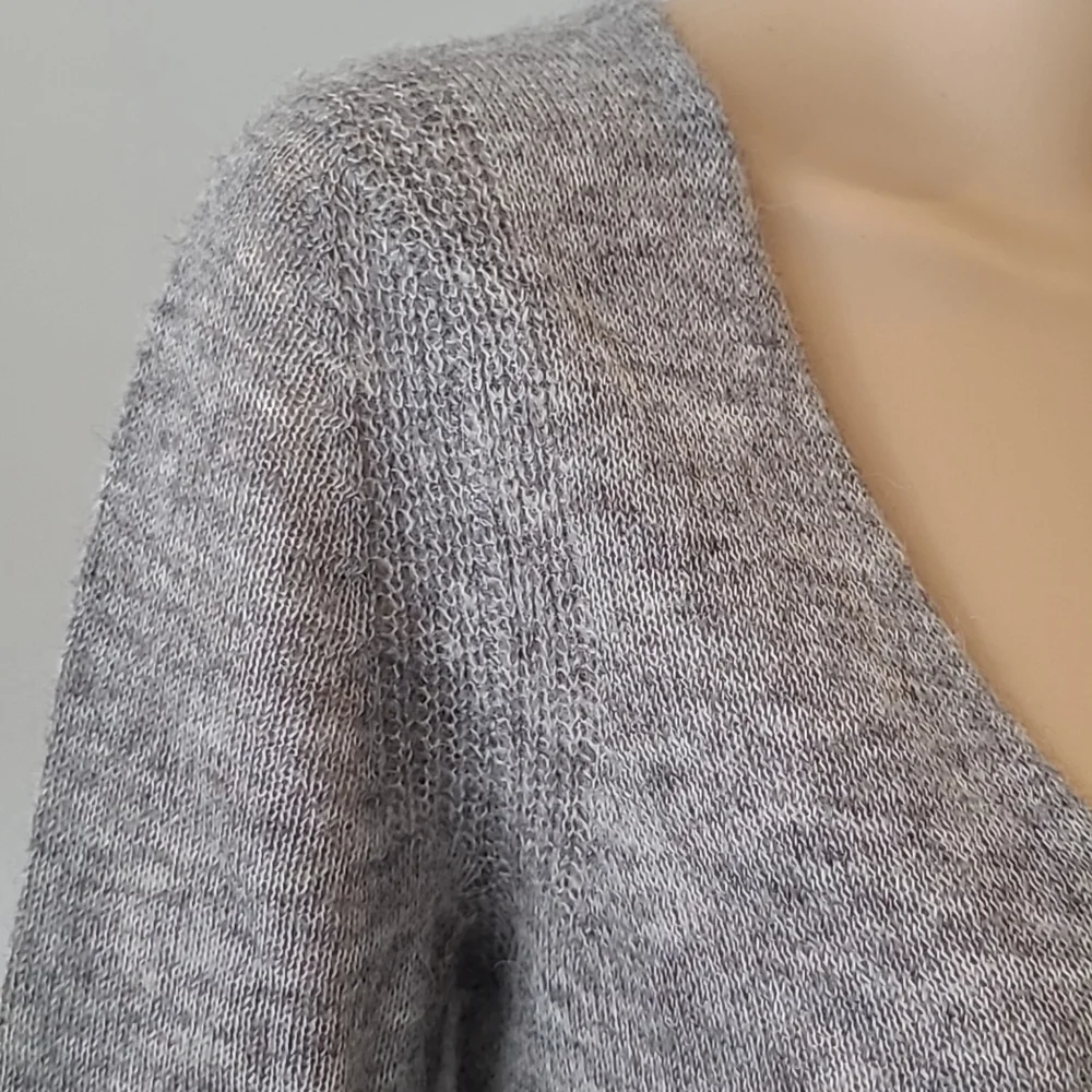 Halston Heritage women's long sleeves sweater - Picture 3 of 9